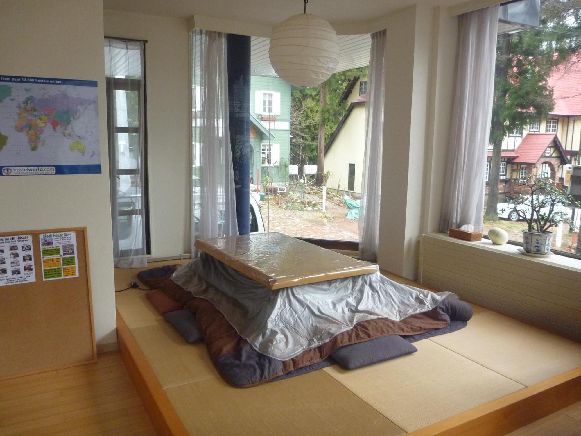 K'S House Hakuba Alps - Travelers Hostel Екстер'єр фото