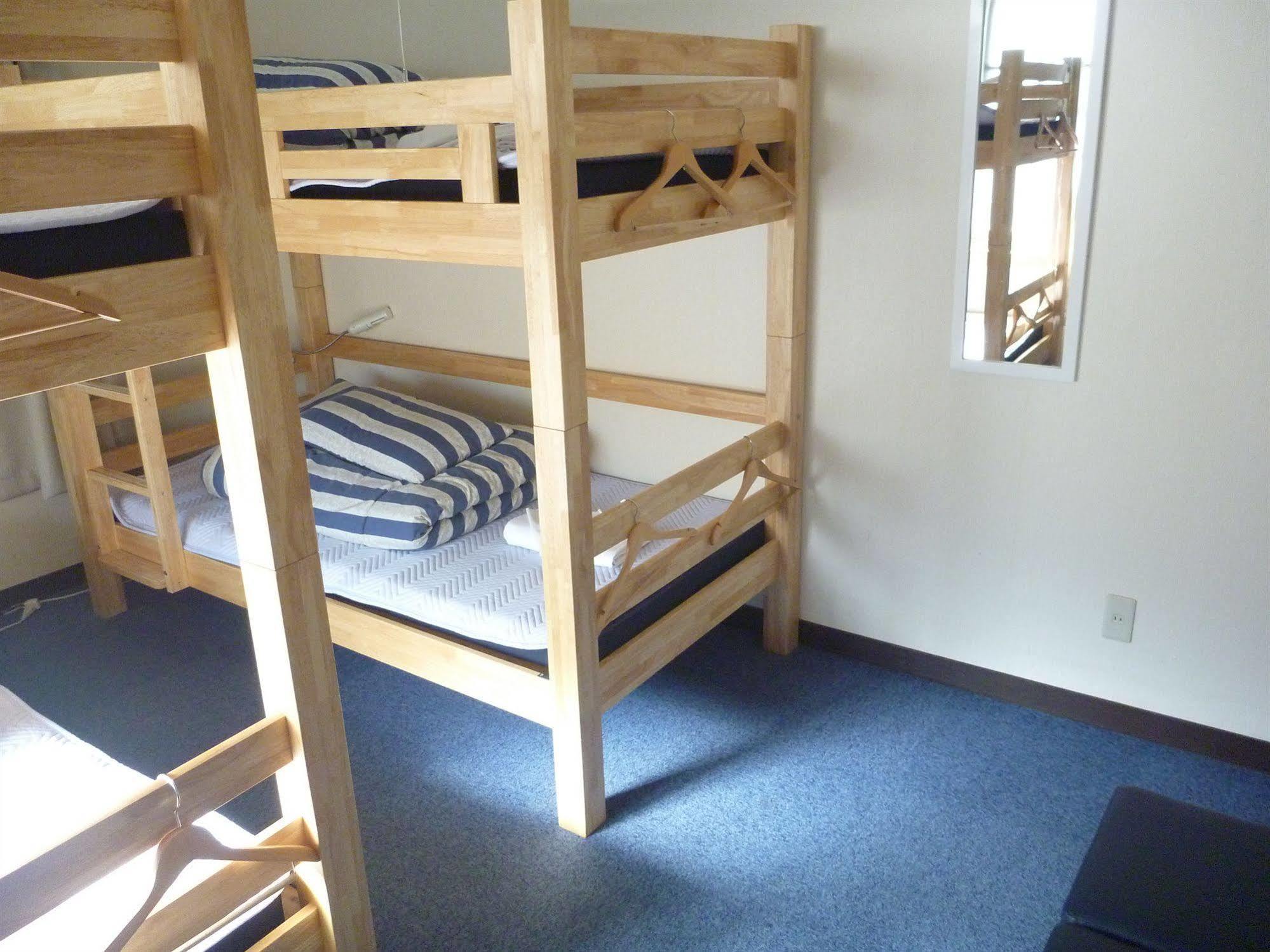K'S House Hakuba Alps - Travelers Hostel Екстер'єр фото