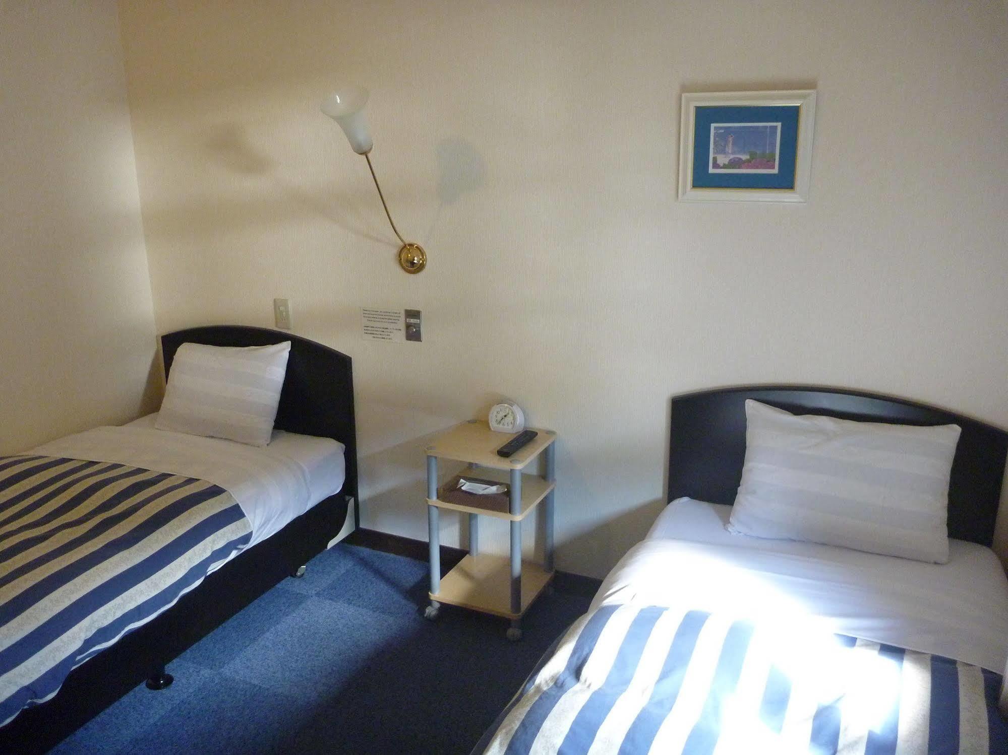 K'S House Hakuba Alps - Travelers Hostel Екстер'єр фото
