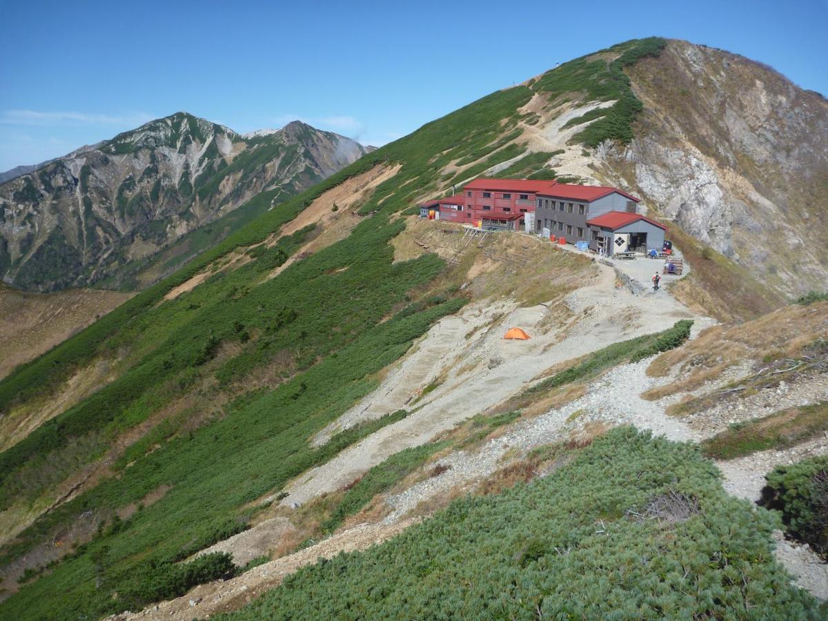 K'S House Hakuba Alps - Travelers Hostel Екстер'єр фото