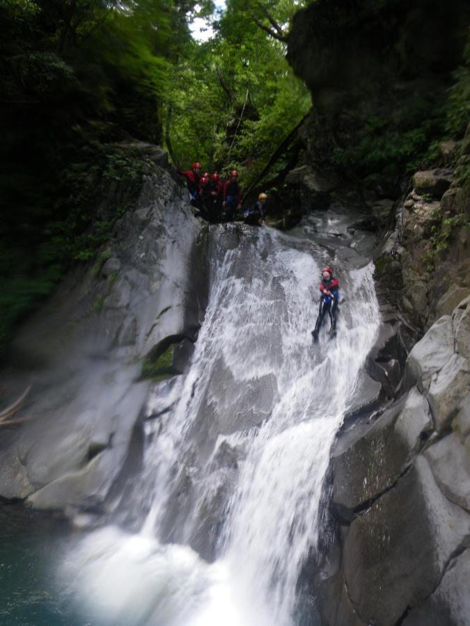 K'S House Hakuba Alps - Travelers Hostel Екстер'єр фото